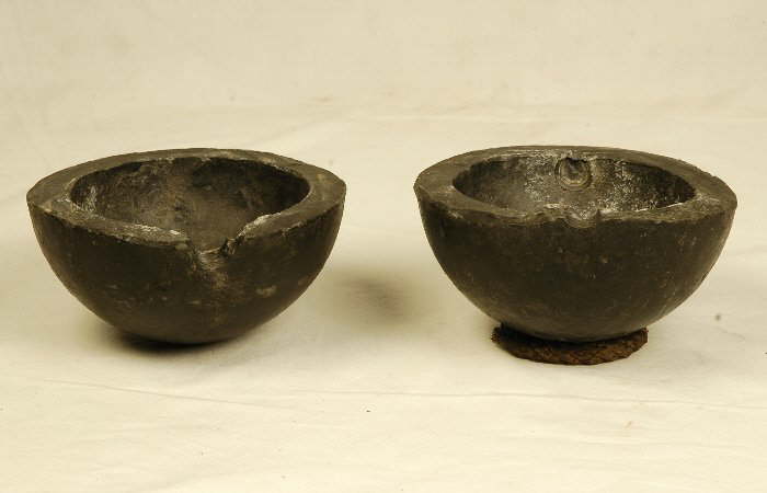 07010251 Granata incendiaria sezionata. Regno delle due Sicilie. Circa 1840