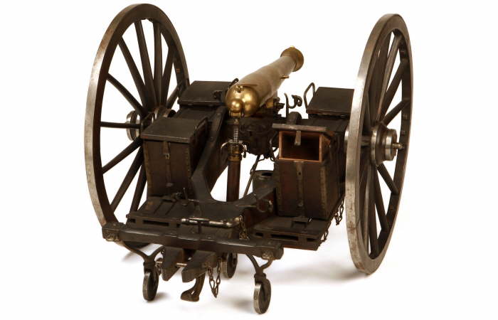 09010362 Cannone in bronzo Sistema Cavalli